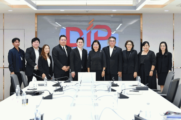 ​พาณิชย์ ถก Shopee ดันสินค้า GI ขายบนแพลตฟอร์ม พรัอมร่วมมือสกัดสินค้าปลอม