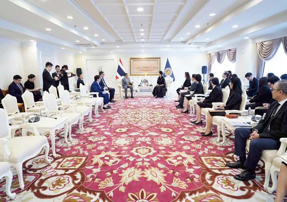 ศุภจี ถกทูต UAE เห็นพ้องดันเจรจา FTA ให้จบ ร่วมมือความมั่นคงทางอาหาร