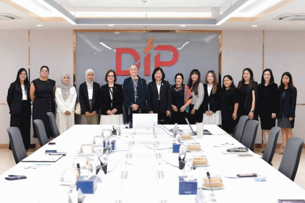 อธิบดีกรมทรัพย์สินทางปัญญา หารือ 3 ทูตสตรี เปรู เม็กซิโก และกัวเตมาลา ชูบทบาทขับเคลื่อนทรัพย์สินทางปัญญาในเวทีนานาชาติ พร้อมร่วมฉลองวันสตรีสากล 