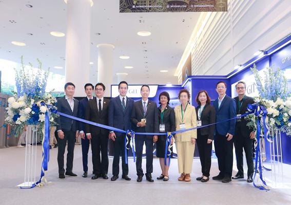 GIT โชว์ผลงานวิจัย นวัตกรรมเด่น ให้บริการตรวจสอบอัญมณีในงานบางกอก เจมส์