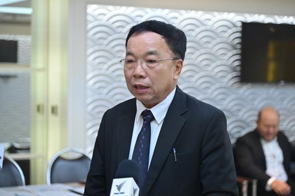 นายกสมาคมโรงสีมั่นใจ ราคาข้าวปีนี้ดีดตัวแรง หลังจีน–สิงคโปร์ออเดอร์ล็อตใหญ่ หนุนตลาดคึกคัก พร้อมชี้ราคายังมีโอกาสขึ้นต่อ หลังประชุม นบข. วันนี้