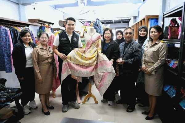 กรมทรัพย์สินทางปัญญาหนุนผ้าบาติกนราธิวาส แจ้งข้อมูลลิขสิทธิ์ ป้องกันเลียนแบบ