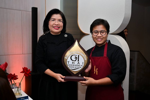 พาณิชย์ จับมือร้าน KHAAN นำวัตถุดิบ GI สร้างมูลค่าเพิ่มสู่เมนู Fine Dining