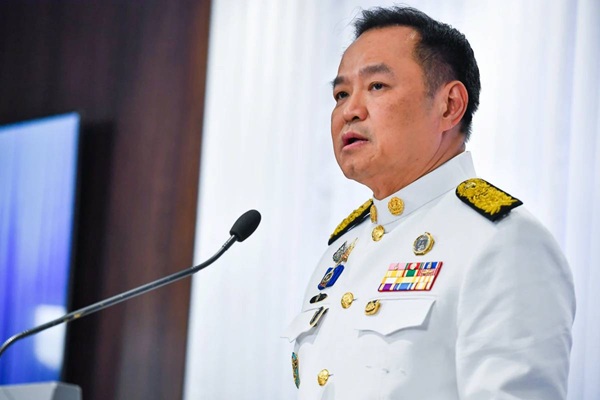 อนุทิน กราบบังคมทูล 'การเมืองภายในประเทศมีปัญหารุมเร้า'โปรดเกล้าฯ พ.ร.ฎ.ยุบสภาแล้ว