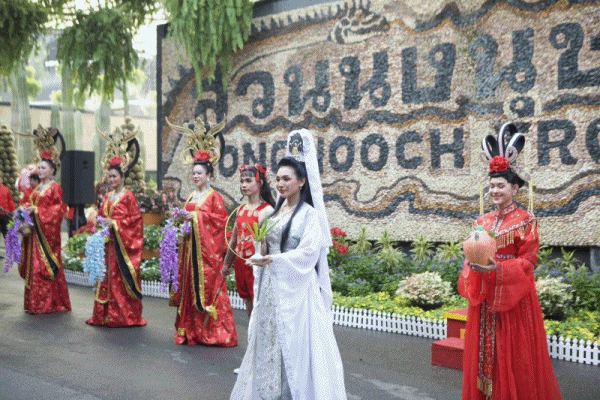 สวนนงนุชพัทยา เชิดสิงโตต้อนรับตรุษจีน ช้างแสนรู้ สร้างสีสันความสุข นทท.ทั่วโลก