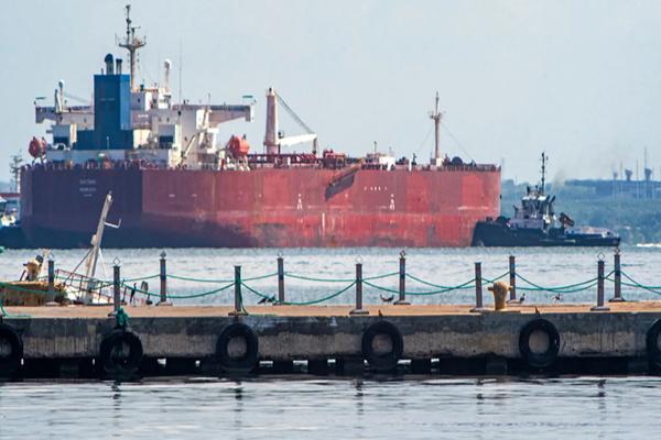 Trump says U.S. oil companies will invest billions of dollars in Venezuela after Maduro&rsquo;s overthrow