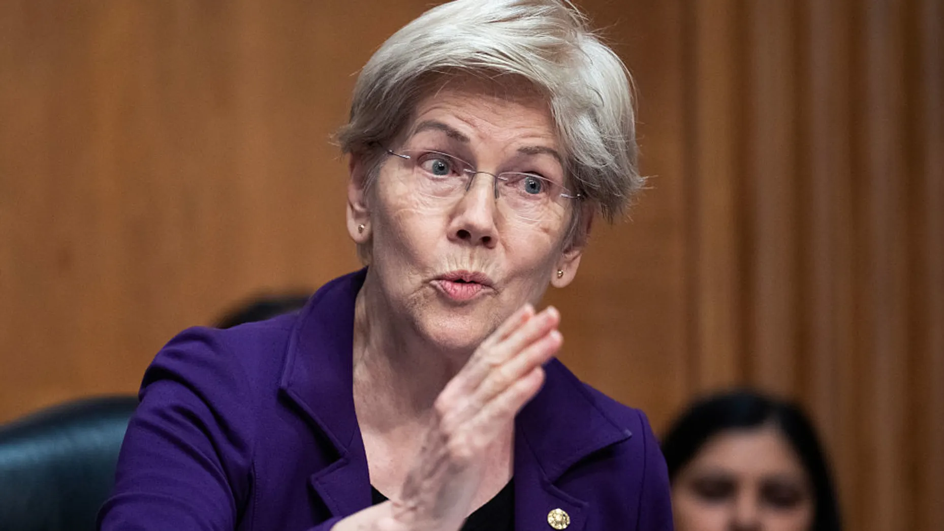 Warren calls Trump&rsquo;s bluff on affordability after State of the Union