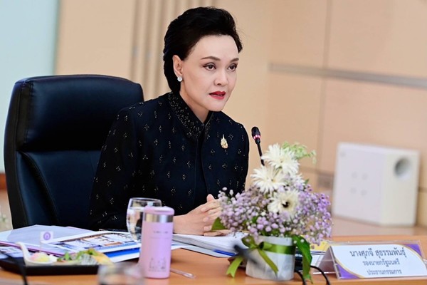 ศุภจี บินสหรัฐฯ