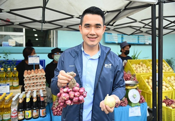 พาณิชย์ ดึงผู้ประกอบการ ซื้อหอมหัวใหญ่เชียงใหม่-หอมแดงศรีสะเกษ ในราคานำตลาด