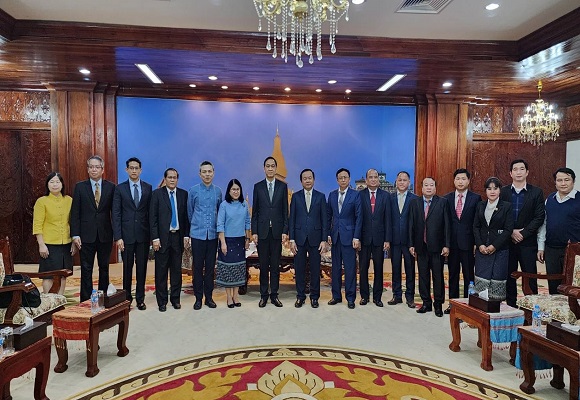 ปลัดพาณิชย์ พบรองเจ้าครองนครหลวงเวียงจันทน์ ถกเปิด 4 ด่าน ตรงข้าม จ.หนองคาย