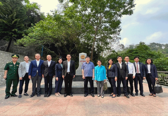 ปลัดพาณิชย์ สำรวจด่านสากลหูหงิและด่านรถไฟด่งดัง เปิดทางสะดวกผลไม้ไทยเข้าสู่จีน