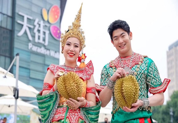 พาเที่ยวงาน 'เทศกาลทุเรียนไทยกรุงปักกิ่ง 2023' ตอกย้ำกระแสราชาผลไม้ไทย
