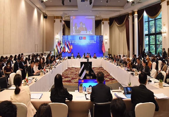 อาเซียน-จีน ถกอัปเกรด FTA แบบเจอหน้ารอบ 3 ปี ลุยเพิ่มเปิดตลาด ร่วมมือสาขาใหม่