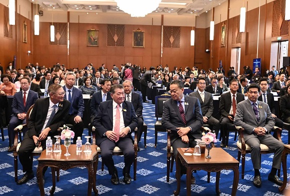 พาณิชย์ เสนอนายกฯ แผนการทูตเศรษฐกิจเชิงรุก พุ่งเป้า 10 ประเทศ บูมการค้า ลงทุน