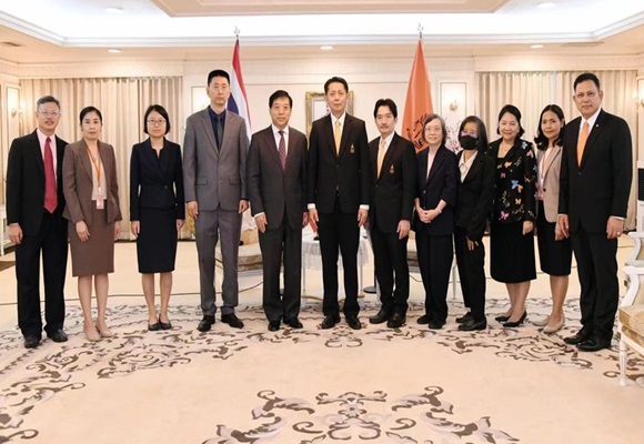 เอกอัครราชทูตหาน จื้อเฉียง เข้าพบนายอำนาจ เจตน์เจริญรักษ์ อัยการสูงสุดของไทย