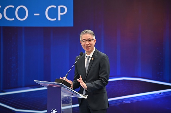 ปลัดฯ ณัฐพล ร่วมยินดีเปิดโรงงานประกอบแบตเตอรี่ และการผลิตแบตเตอรี่ลูกแรกในประเทศ ภายใต้แบรนด์ MG สอดคล้องกับเป้าหมายของประเทศสู่การเป็นศูนย์กลางการผลิตยานยนต์แห่งอนาคต