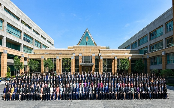 ภูมิธรรม นำพาณิชย์ ชู 7 มาตรการ เสนอนายกฯ ให้ 'ทีมไทยแลนด์' ใช้จุดแข็ง บุก 10 ตลาดเป้าหมาย