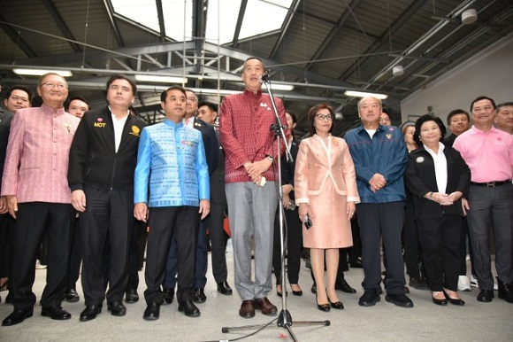 นายกรัฐมนตรี ร่วมทดสอบการเดินรถเสมือนจริง ‘รถไฟฟ้ามหานคร สายสีชมพู’มั่นใจ! พร้อมเปิดให้ประชาชนทดลองใช้บริการ ฟรี! ตลอดสาย 30 สถานี 