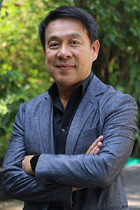 7816 นพดล ธรรมวิวัฒน์