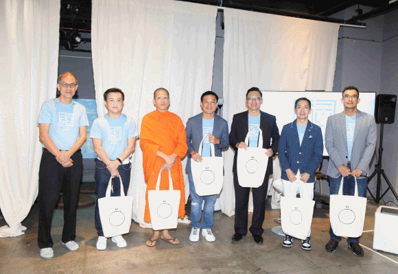 8206 สติสเปซ 01