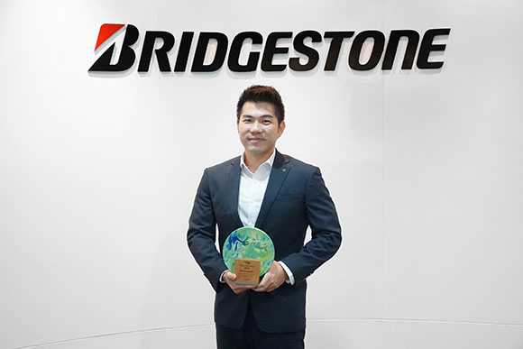 10643 Bridgestone 01