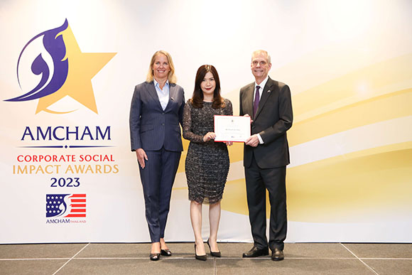 12494 McThai AMCHAM