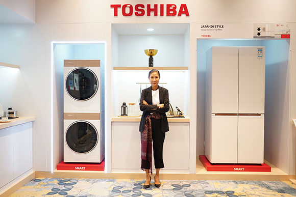 2483 Toshiba กอบกาญจน์ วัฒนวรางกูร