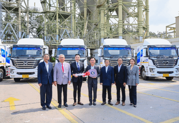 NEX ผนึก ‘วารุกะ888’ ส่งมอบ EV Tractors ให้ GC-M PTA ขนส่งสารเทเรพธาลิกบริสุทธิ์ด้วยพลังงานสะอาด 100% ลดการปล่อย CO2 มุ่งสู่ NET ZERO เพื่อการพัฒนาที่ยั่งยืน