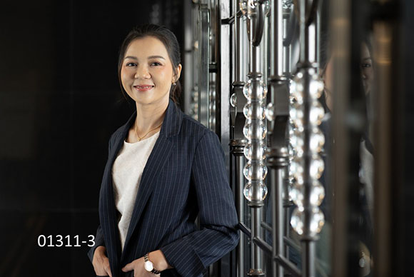 5877 เพชรดำฟู้ดส์ คุณพิไรรัตน์ บริหาร