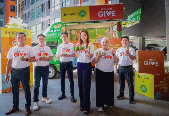 ‘ออริจิ้น จับมือ ไผ่ทอง’ ตักความสุข แจกความสดชื่น จัดคาราวานรถไอศกรีมแจกคนงานแคมป์ก่อสร้าง ผ่านแคมเปญ ‘Sweet Happiness’
