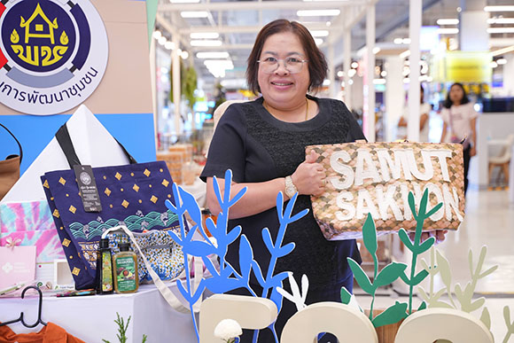 10178 พช ทศมนพร พุทธาจันทรา