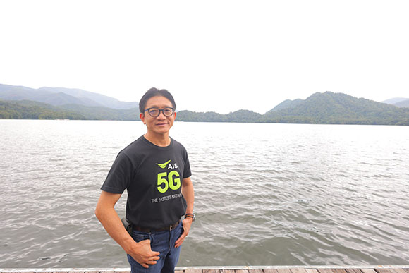 AIS ลุยที่ราบสูง ยืนยันโครงข่าย 5G ครอบคลุมมากสุดทั่วภาคอีสาน ลึก สูง กว้าง ไกล เที่ยวอีสานหม่องใด๋ก็ม่วน อุ่นใจบ่หยุด ไม่มีสะดุด ทุกดิจิทัลไลฟ์สไตล์