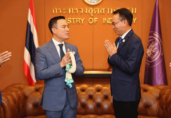 SME D Bank สวัสดีปีใหม่ รัฐมนตรีว่าการกระทรวงอุตสาหกรรม