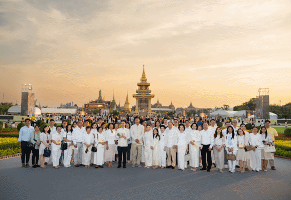 กลุ่มบีเจซี บิ๊กซี ได้รับเกียรติเป็นเจ้าภาพในงานพิธีเจริญพระพุทธมนต์พระบรมสารีริกธาตุ (พระเขี้ยวแก้ว) จากสาธารณรัฐประชาชนจีนมาประดิษฐานในราชอาณาจักรไทยเป็นการชั่วคราว