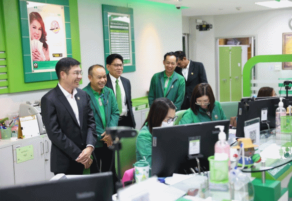 ผู้จัดการ ธ.ก.ส. เยี่ยมการปฏิบัติงานสาขาหนองคาย