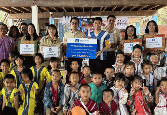 วิริยะประกันภัย สนับสนุนเครื่องอุปโภค – บริโภค ‘หอบรักมาเติมฝัน ปันสุขเพื่อเด็กแม่สะเรียง’