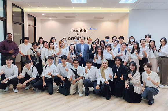 Readyplanet ต้อนรับนักศึกษาจาก มหาวิทยาลัยแม่ฟ้าหลวง เปิดโลก Marketing Technology และ E-commerce 