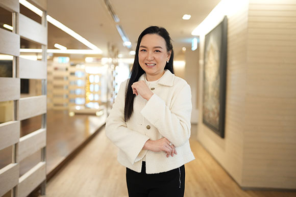 3587 KBank Hathaiphorn