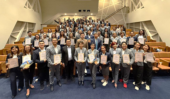 กรุงเทพประกันชีวิตนำทีมผู้บริหารตัวแทน ชนะการแข่งขันสร้างตัวแทนใหม่ ทัศนศึกษาดูงานบริษัทประกันชีวิตชั้นนำ Nippon Life Asia Pacific ณ ประเทศสิงคโปร์