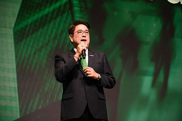 4067 KBank ดร พิพัฒน์พงศ์