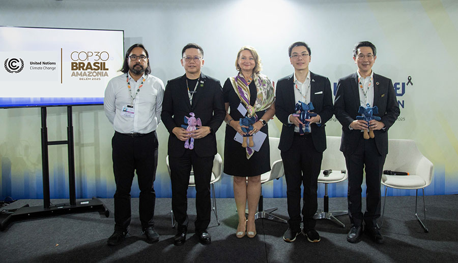 กสิกรไทยร่วมประชุม COP30 ตอกย้ำบทบาทผู้นำภูมิภาคด้านการเงินเพื่อสิ่งแวดล้อม เผยความสำเร็จ Thai CBN พร้อมเปิดตัว Carbon Credit Tokenization บนเวทีโลก