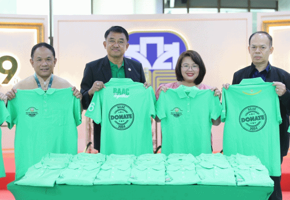 ธ.ก.ส. มอบเสื้อในโครงการเพื่อสังคม ‘ปันเสื้อ ปันสุข’ ครั้งที่ 2 ให้กระทรวง พม.
