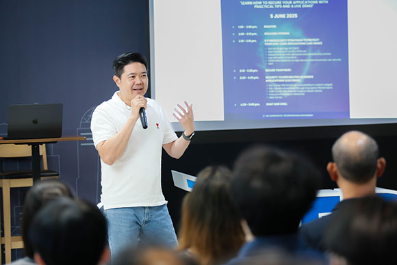 6137 TBN ปนายุ ศิริกระจ่างศรี