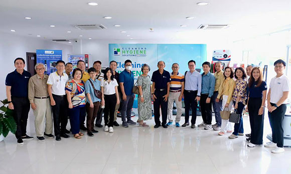 PRAPAT เปิดบ้านต้อนรับนักลงทุน จ.นครปฐม เยี่ยมชมโรงงานผลิตสินค้าทำความสะอาด อ.ขาย้อย จ.เพชรบุรี