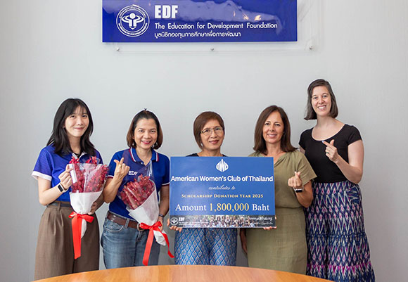 สมาคมสตรีอเมริกันแห่งประเทศไทยมอบทุน 1,800,000 บาทให้นักเรียนหญิง ม.ปลาย 300 คน