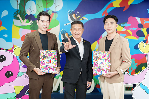 OCEAN LIFE ไทยสมุทร ส่งท้าย Pride Month สนับสนุนสมรสเท่าเทียม มอบกรมธรรม์คู่ชีวิต ‘Power of Love Equality’ ให้คู่รัก LGBTQ+ ดูแลกันตลอดไป