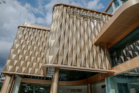 TRP เปิดตัวโรงพยาบาลศัลยกรรมตกแต่งใบหน้าครบวงจร Teeraporn Hospital