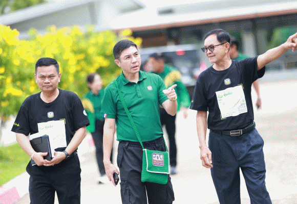 ธ.ก.ส. นำคณะอนุกรรมการพิจารณาการดำเนินงานอย่างรับผิดชอบต่อสังคมและสิ่งแวดล้อมดีเด่น เยี่ยมชม ‘โครงการ Empowering Social Impact by อุ่นอิ่มโมเดล’ จ.ร้อยเอ็ด