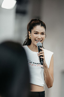 8443 แนท อนิพรณ์