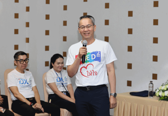 SME D Bank ประชุมมอบนโยบายสาขาพื้นที่ภาคใต้ ชูบริการมาตรฐานเข้าถึงเข้าใจเอสเอ็มอีไทย เยี่ยมชื่นชมกิจการลูกค้า ‘เจ.ดี.พูลส์’ ผู้ผลิตสระว่ายน้ำมาตรฐานสากล